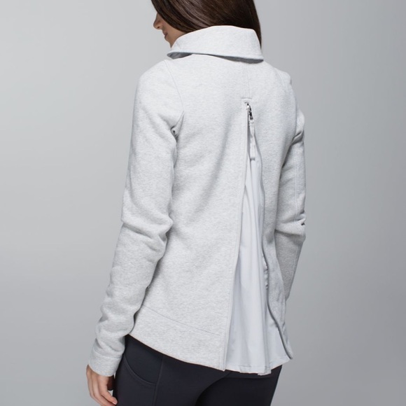 Lululemon Light Grey Vest with Zip Back - Picture 1 of 7